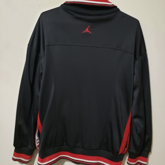 Air Jordan Jacket Mens XL Black Red - Picture 2 of 6